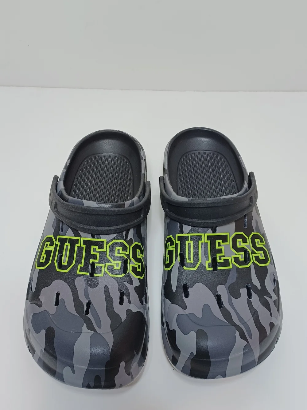 Guess Mens Gray Camo Slip-On Clogs with Neon Yellow Logo Size 10